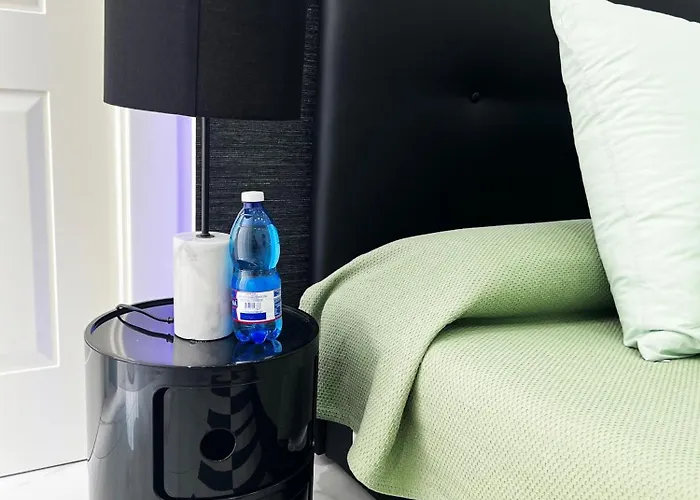 Raroom V-aparthotel *